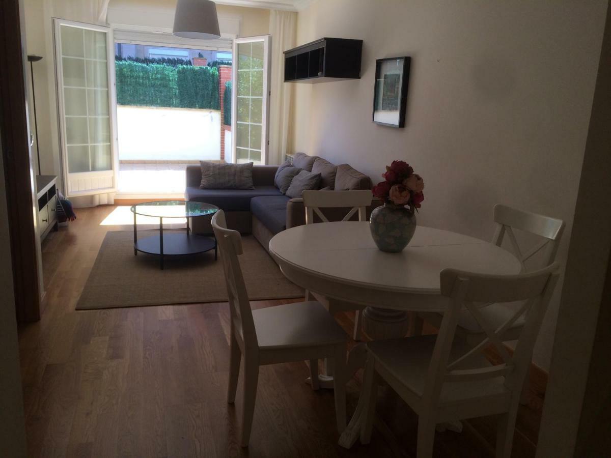 Apartamento Con Terraza Y Jardin En 바키오 외부 사진